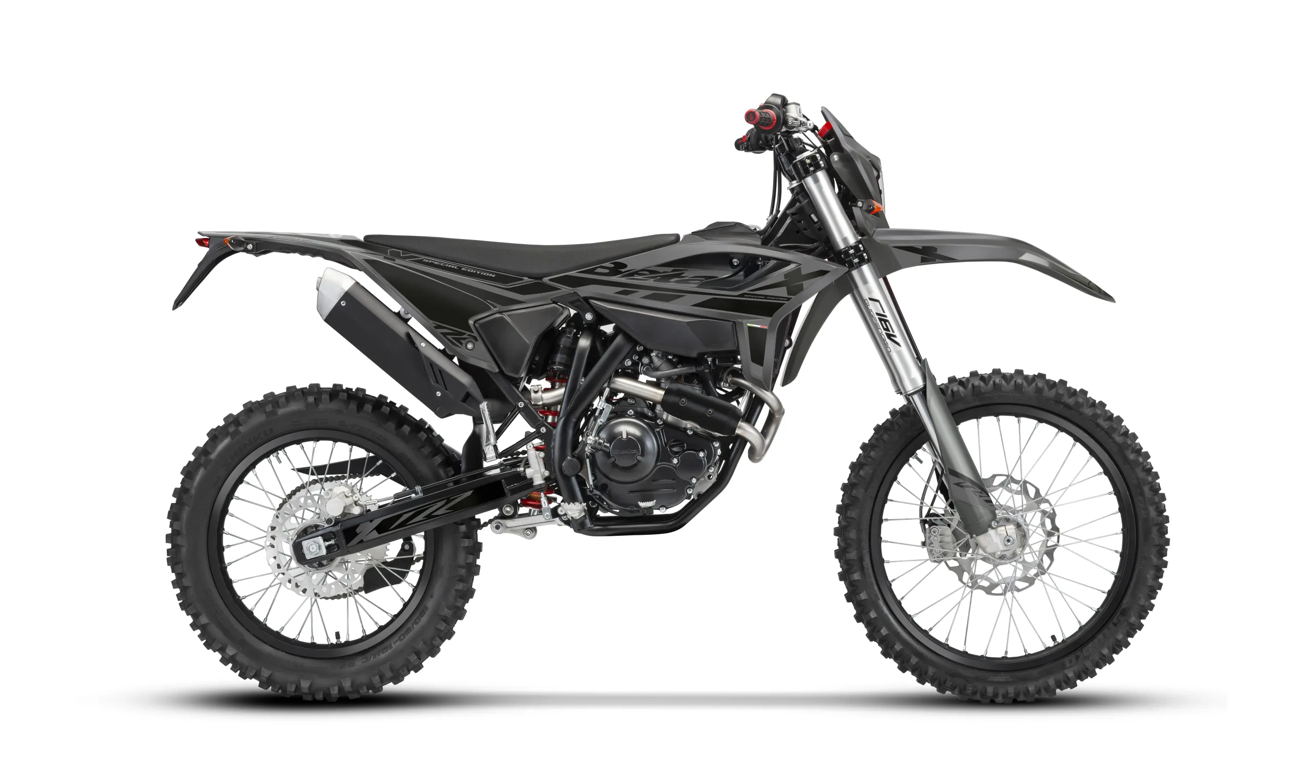 imgi_7_BETA-2026-125X-ENDURO-GREY-scaled