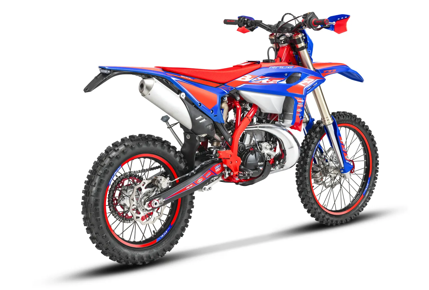 imgi_87_RR-Race-200-2T-My26-1500x1014